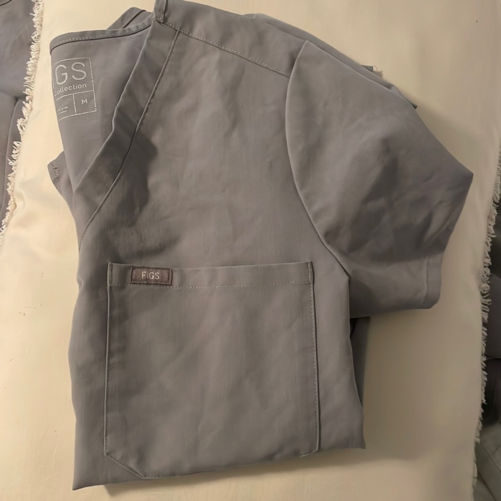 COPY - Figs Scrubs Top Light gray Size Medium